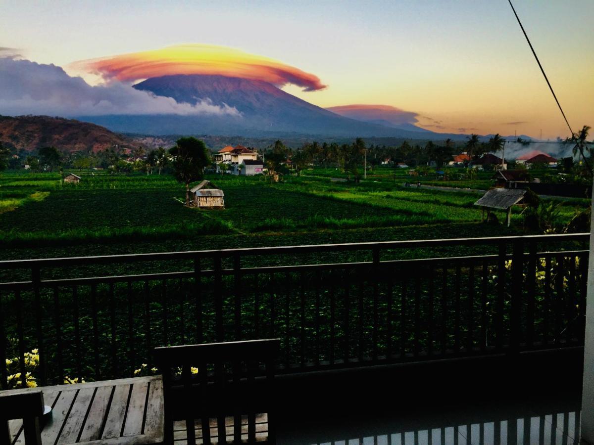 D'Uma Amed Homestay Esterno foto