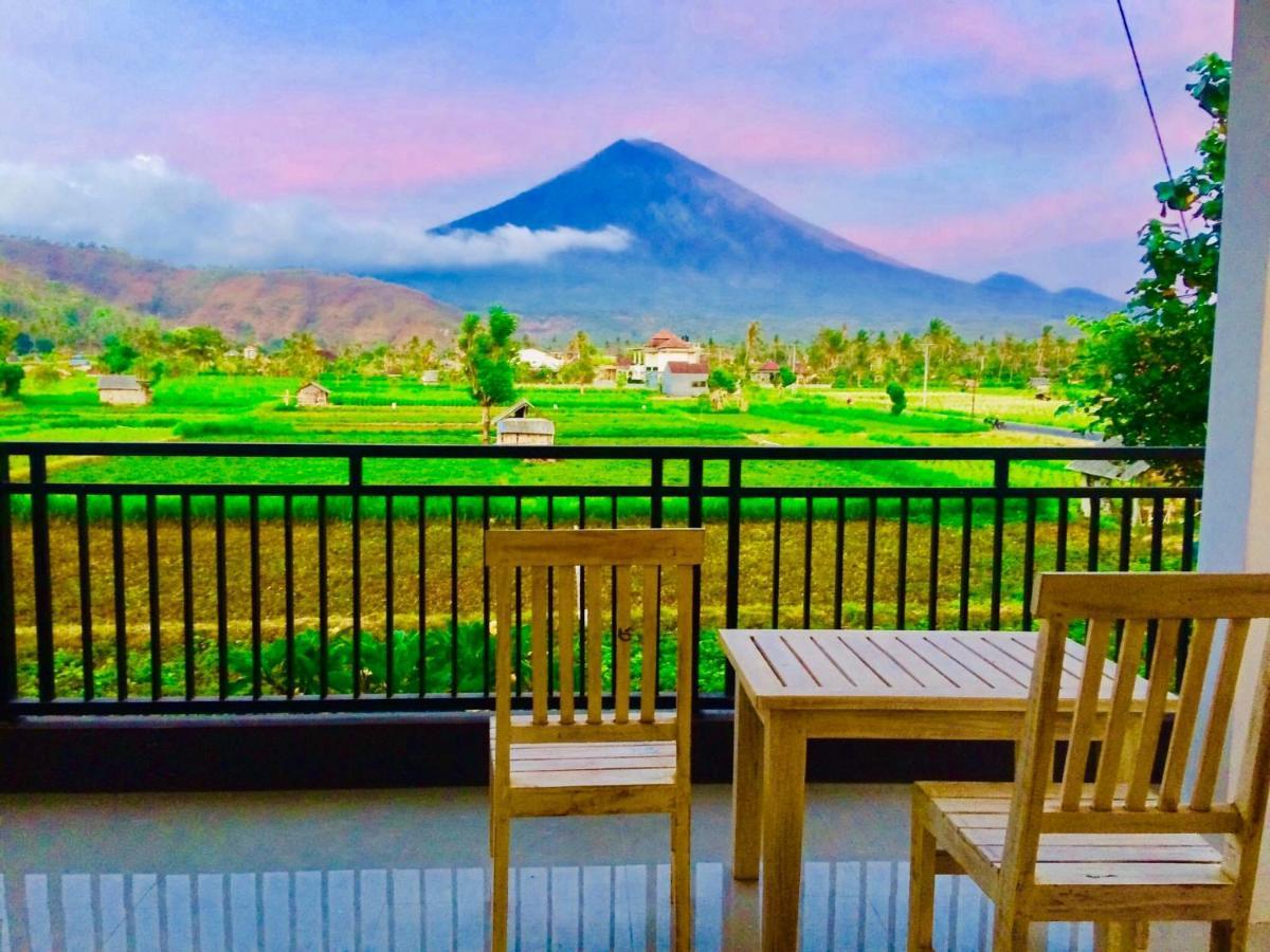D'Uma Amed Homestay Esterno foto