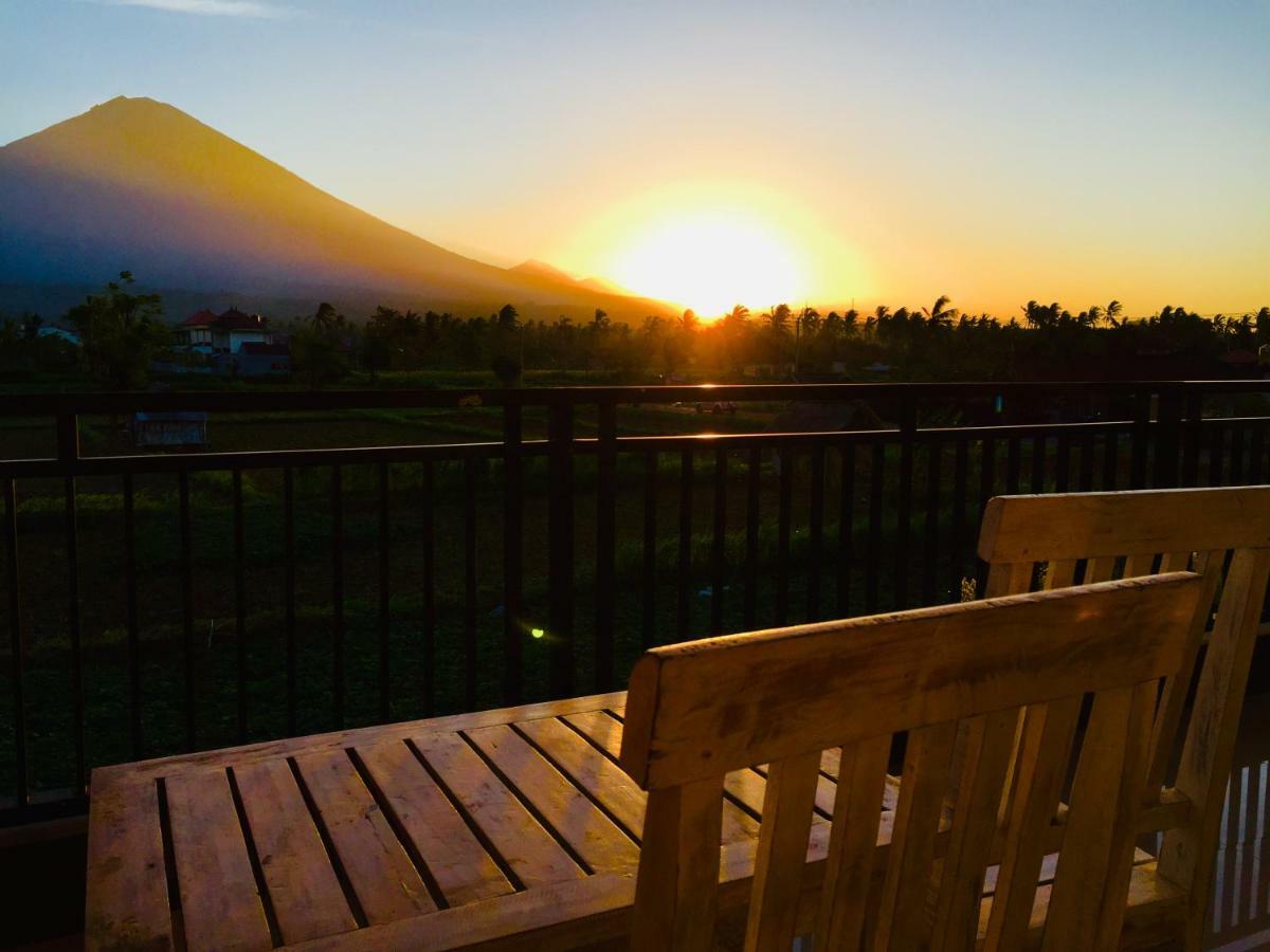 D'Uma Amed Homestay Esterno foto