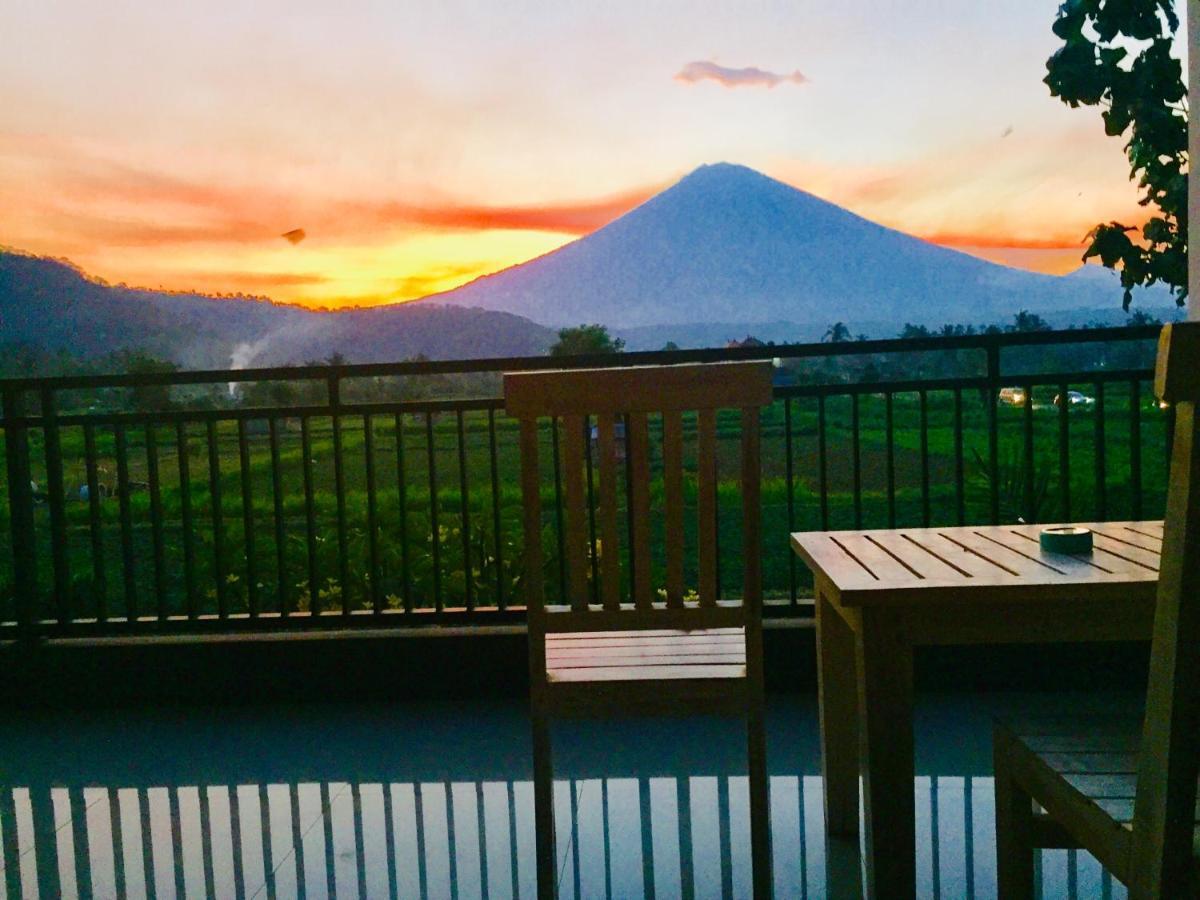 D'Uma Amed Homestay Esterno foto